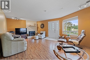 535 Curtis Road - Photo 2
