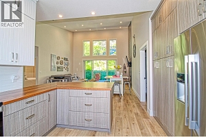 7250 Fintry Delta Road - Photo 10