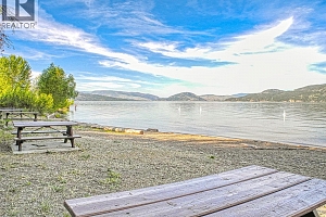 7250 Fintry Delta Road - Photo 33