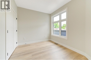 839 Lawson Avenue Unit# 4 - Photo 31