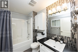 3733 Casorso Road Unit# 103 - Photo 8