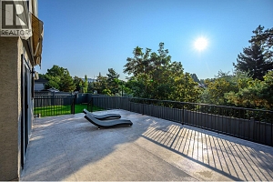 111 Portside Court - Photo 13