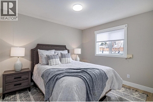 1009 Hudson Road - Photo 12