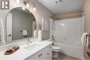 1009 Hudson Road - Photo 14