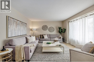 1009 Hudson Road - Photo 2