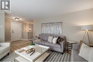 1009 Hudson Road - Photo 3