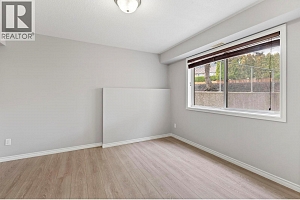 265 Snowsell Street Unit# 101 - Photo 32