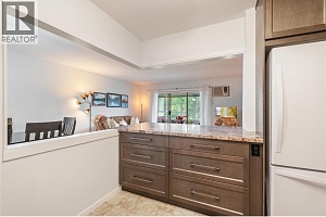 780 Houghton Road Unit# 405 - Photo 7