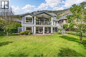 2423 Paramount Drive - Photo 3