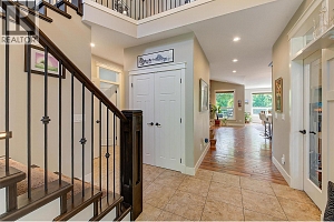 2423 Paramount Drive - Photo 6