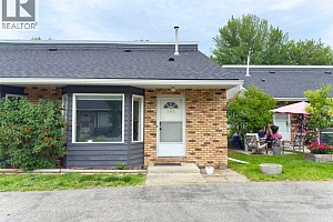 3155 Gordon Drive Unit# 202 - Photo 2