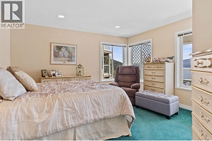5227 Trepanier Bench Road - Photo 41