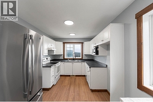 3052 Ensign Way - Photo 10