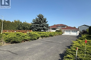 2611 Guidi Road - Photo 2