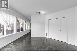 3784 Inglis Place - Photo 37