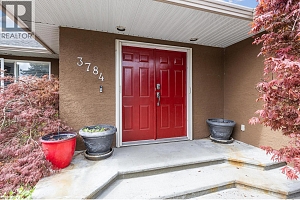 3784 Inglis Place - Photo 39