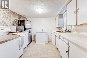 2208 32 Street - Photo 27
