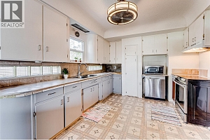 2208 32 Street - Photo 5