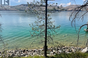 5649 Cosens Bay Road Unit# 13 - Photo 10