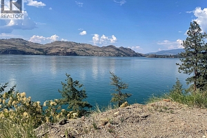 5649 Cosens Bay Road Unit# 13 - Photo 3