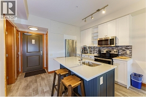 105 Village Centre Court Unit# 324 - Photo 2