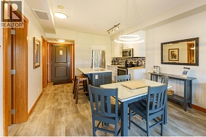 105 Village Centre Court Unit# 324 - Photo 3