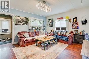 980 Coronation Avenue - Photo 4