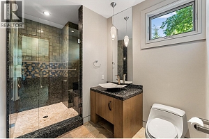 742 Highpointe Place - Photo 43