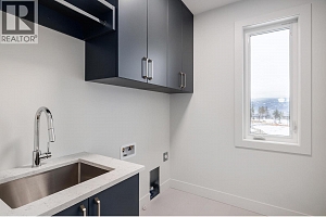 789 Carleton Street - Photo 42