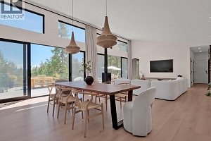 9485 Houghton Road - Photo 10