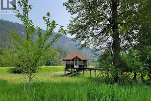 3022 Mabel Lake Road - Photo 3