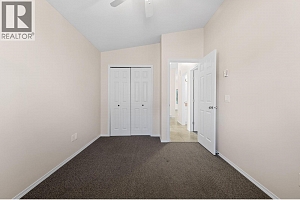 1320 Graham Street - Photo 13