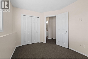 1320 Graham Street - Photo 17