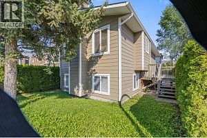 1320 Graham Street - Photo 22