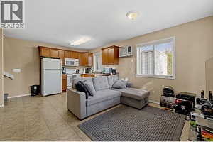 1320 Graham Street - Photo 26