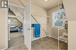 1320 Graham Street - Photo 35