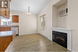 1320 Graham Street - Photo 5