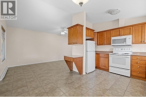 1320 Graham Street - Photo 6