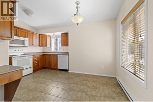 1320 Graham Street - Photo 7