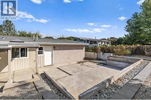 2431 Bering Road - Photo 32