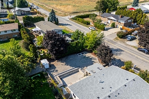 2431 Bering Road - Photo 44