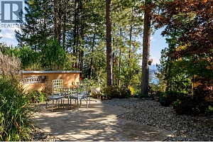 1642 West Kelowna Road - Photo 2