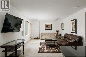 1642 West Kelowna Road - Photo 32