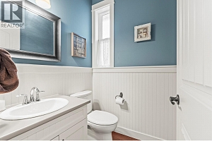 2955 Okanagan Street - Photo 34