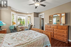 2955 Okanagan Street - Photo 37