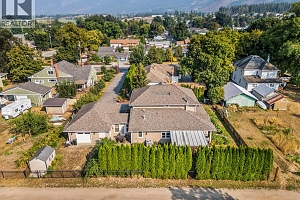 2955 Okanagan Street - Photo 84