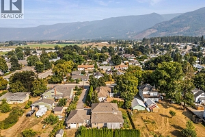 2955 Okanagan Street - Photo 85