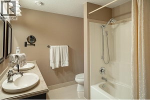 4768 CARMEL Crescent - Photo 36