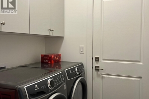 1029 10th Avenue - Photo 14
