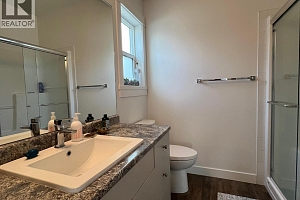 1029 10th Avenue - Photo 15